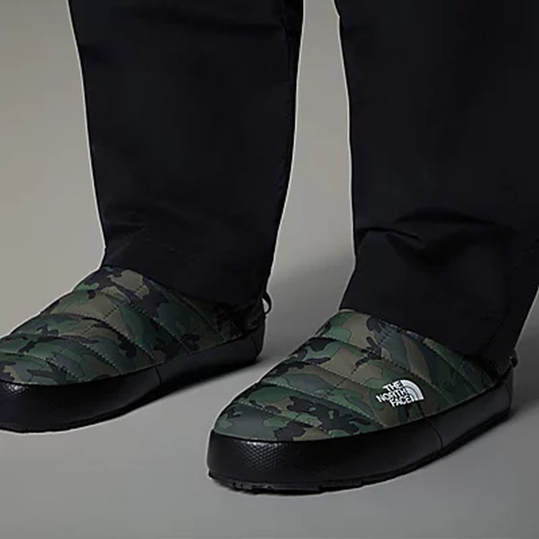 The North Face M's Thermoball Traction Mule V Thym Brush Wood