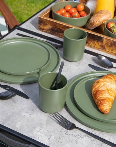 Bo-Camp Industrial Patom Dinnerware Set - Green