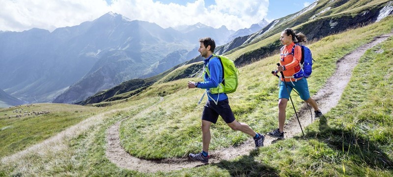 What types of hiking shoes are there?